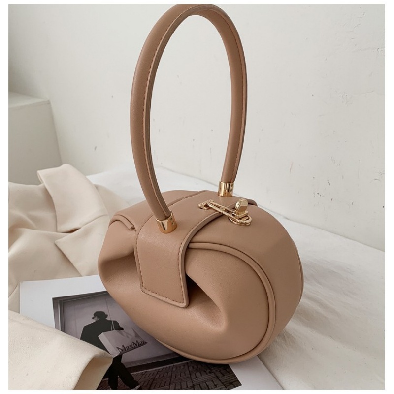     Yuvarlak Top Kadın Çantas - Luxury Bags Store incelemesi ve fiyatı