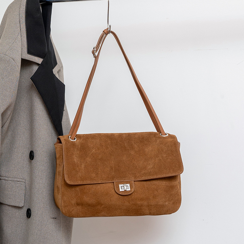Hakiki Süet Deri Koltukaltı Om - Luxury Bags Store incelemesi ve fiyatı