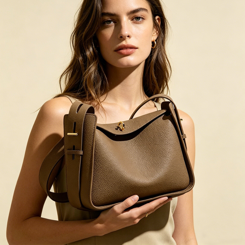 Kadın Hakiki Deri Geniş Omuz A - Luxury Bags On Sale incelemesi ve fiyatı